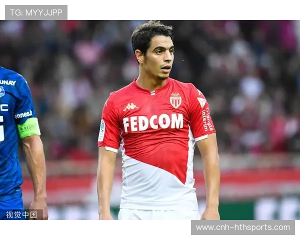 摩纳哥前场组织细腻，本耶德尔连续做出高质量配合